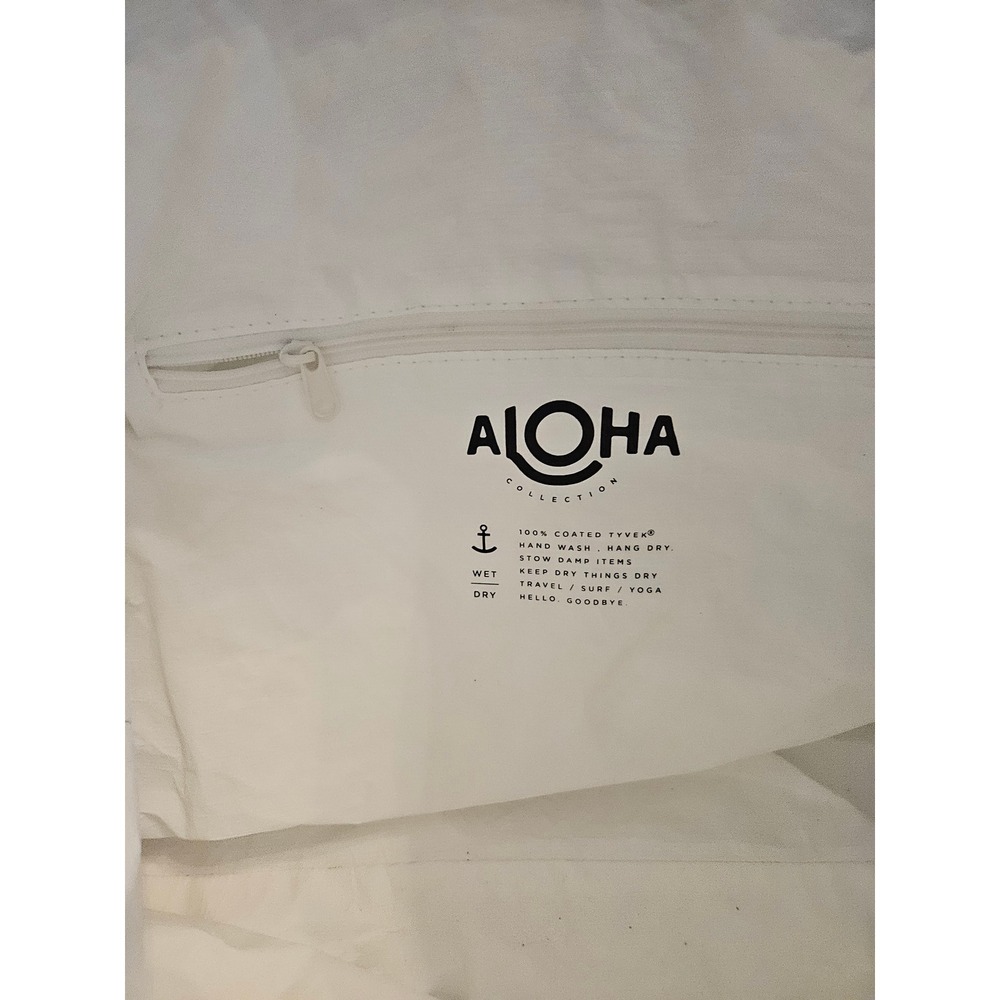 ALOHA Collection Seaside Day Tripper Tote Bag White on Black Waves Splash-Proof - Picture 3 of 5